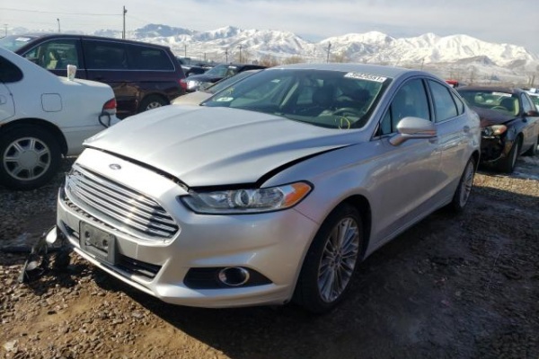 фото Ford Fusion SE