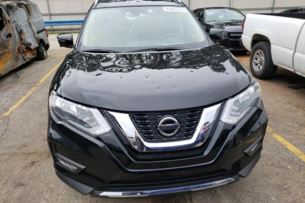 фото Nissan ROGUE S