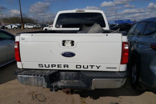 фото Ford F-250 SUPER DUTY