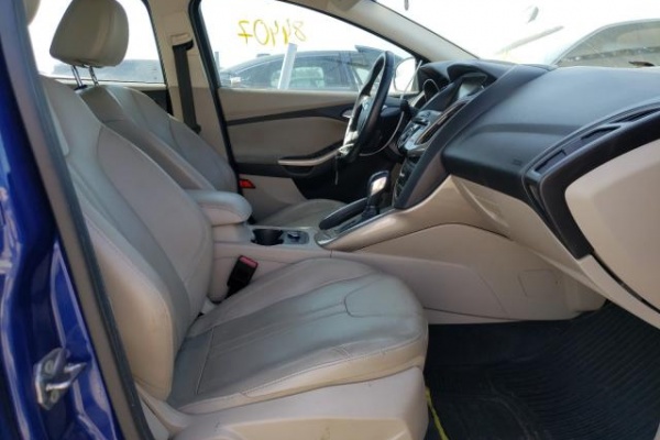 фото Ford Focus SE