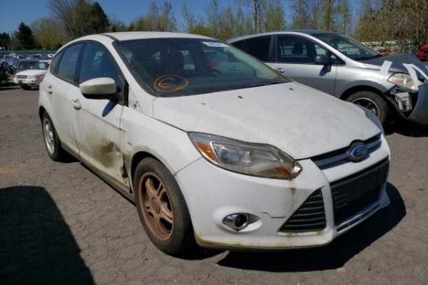 фото Ford Focus SE