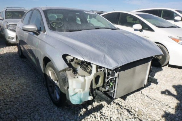 фото Ford Fusion SE