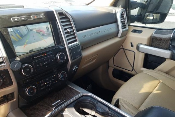 фото Ford F-350 SUPER DUTY