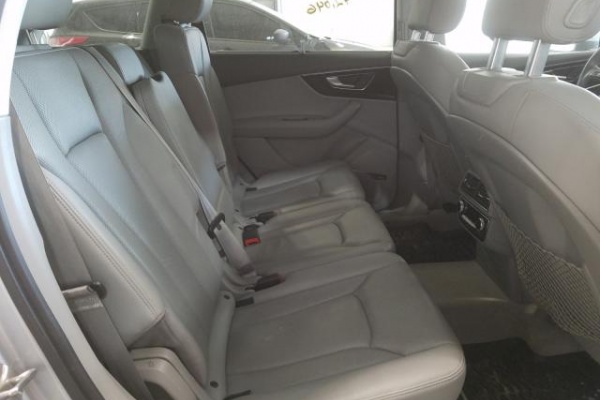 фото Audi Q7 PRESTIGE