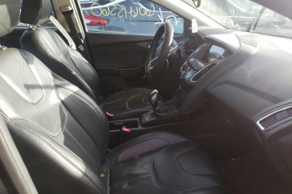 фото Ford Focus TITANIUM