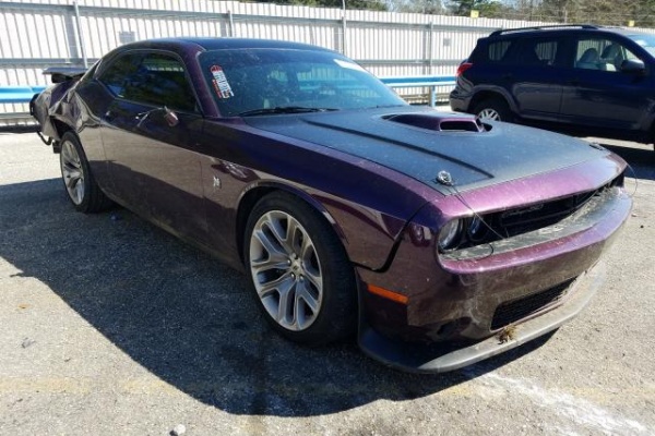 фото Dodge CHALLENGER R/T SCAT PACK