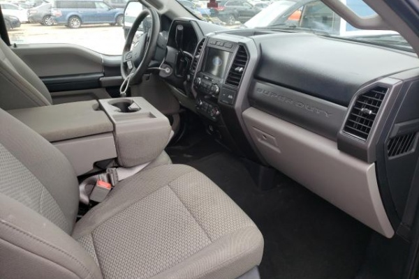 фото Ford F-150 SUPER DUTY