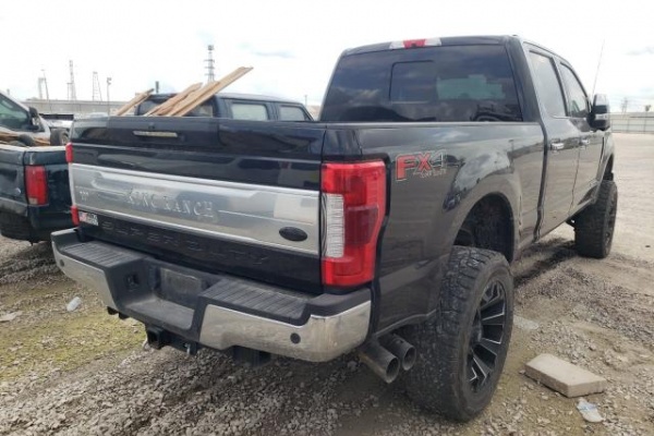 фото Ford F-150 SUPER DUTY