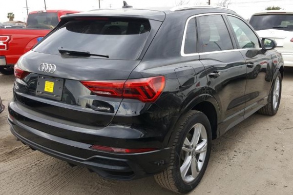 фото Audi Q3 PREMIUM S LINE