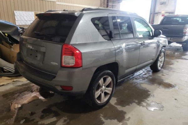 фото jeep  COMPASS LATITUDE