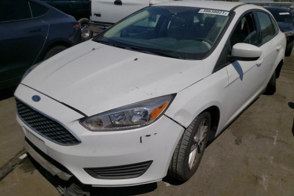 фото Ford Focus SE