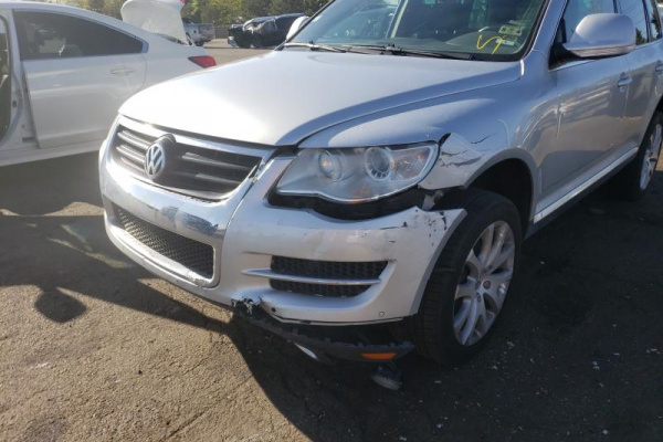 фото Volkswagen TOUAREG V6