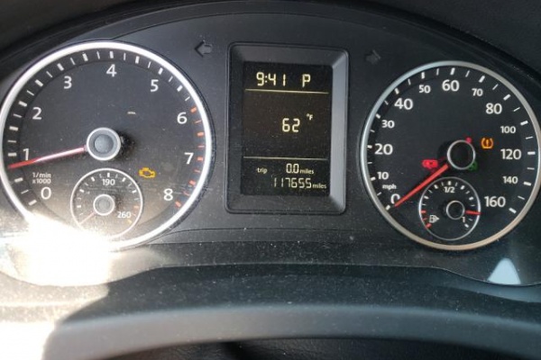 фото Volkswagen Tiguan S