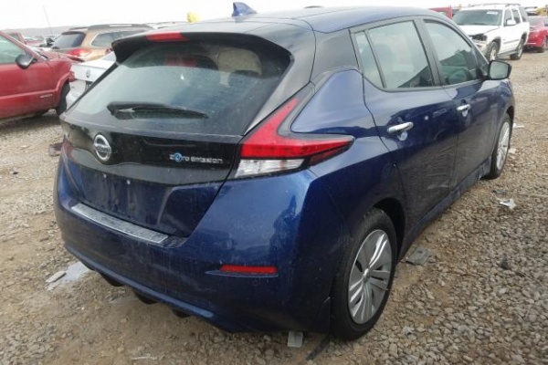 фото Nissan Leaf S