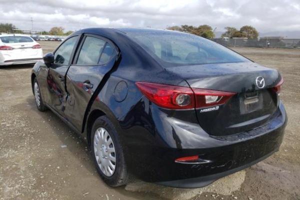 фото Mazda 3 SPORT