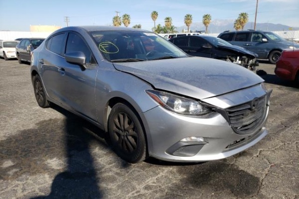 фото Mazda 3 SPORT