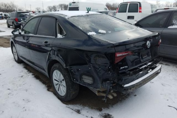 фото Volkswagen Jetta S