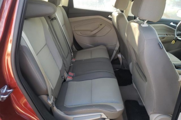 фото Ford Escape SE