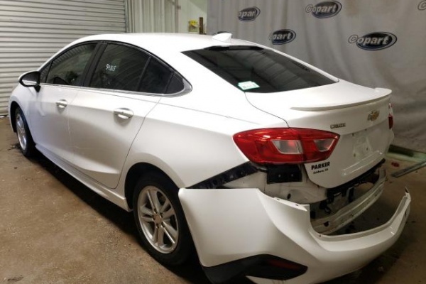 фото Chevrolet Cruze LT