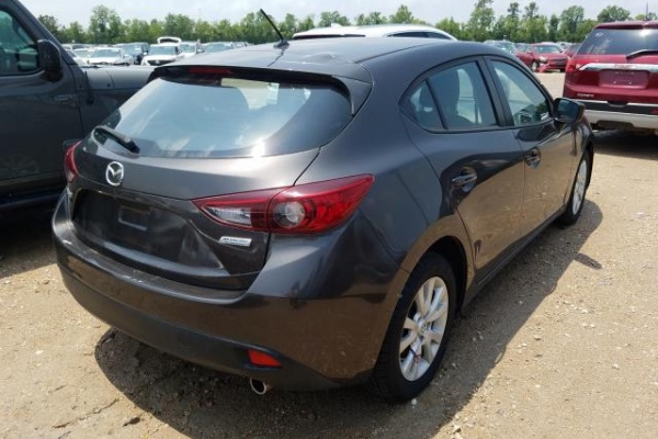 фото Mazda 3 SPORT