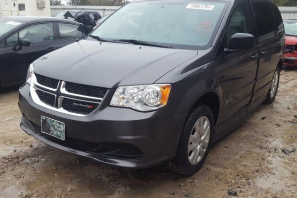 фото Dodge Grand Caravan