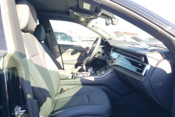 фото AUDI Q8 PRESTIGE S-LINE