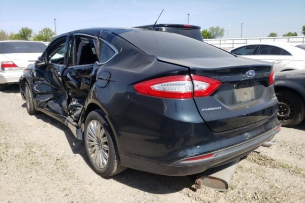 фото Ford Fusion SE HYBRID