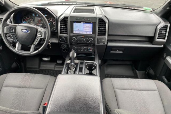 фото Ford F-150 SuperCrew