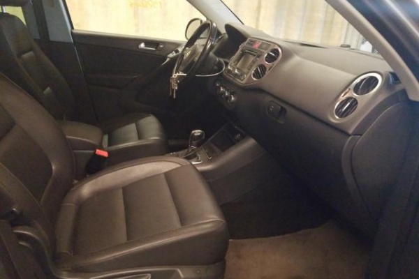 фото Volkswagen Tiguan S