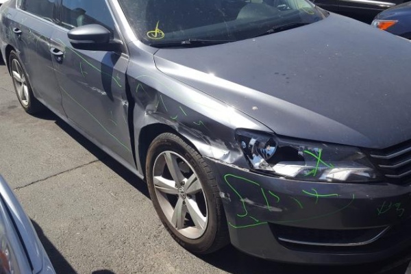 фото Volkswagen Passat Se