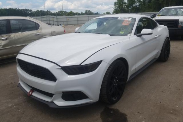 фото Ford Mustang