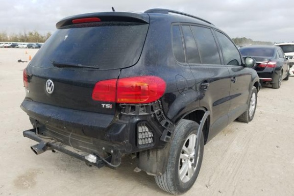 фото Volkswagen TIGUAN