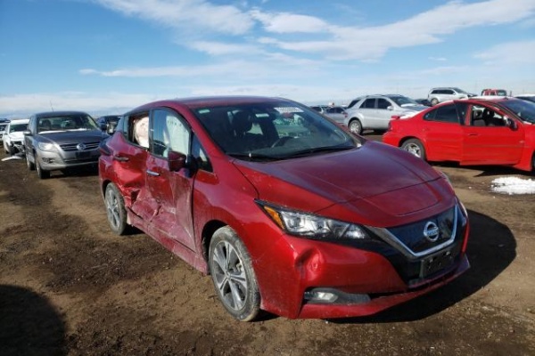 фото Nissan Leaf S