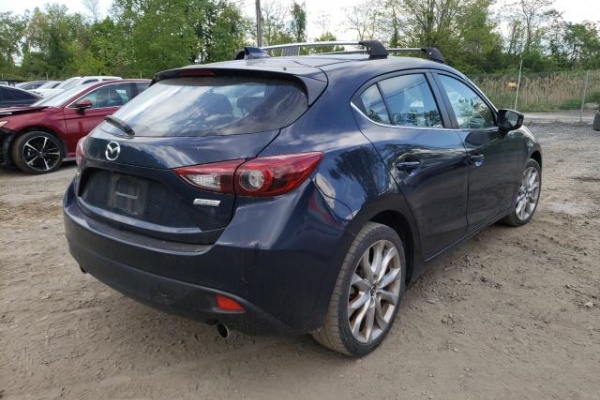 фото Mazda 3 GRAND TOURING