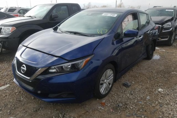 фото Nissan Leaf S