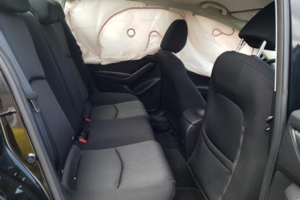 фото Mazda 3 SPORT