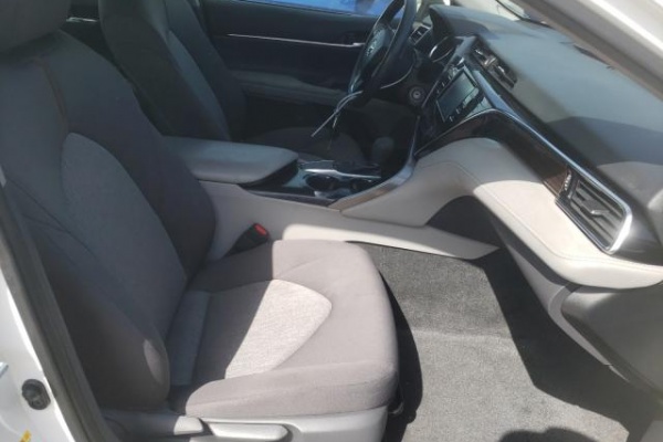 фото Toyota Camry L