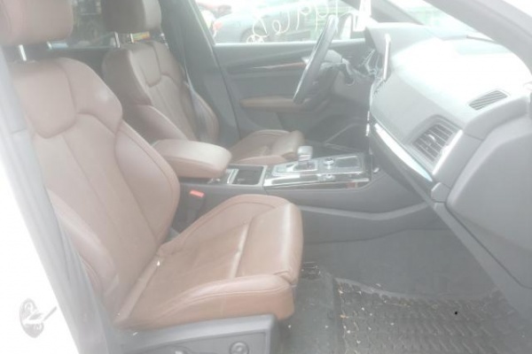 фото Audi Q5 PRESTIGE