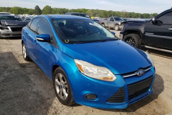 фото Ford Focus SE