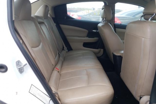 фото Dodge AVENGER SE