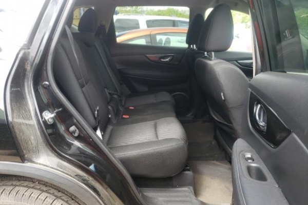 фото Nissan ROGUE S