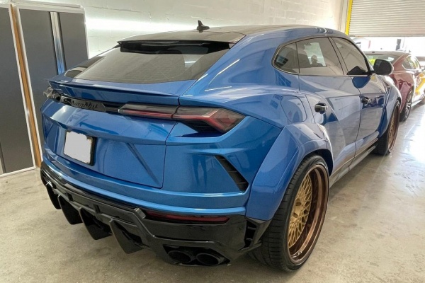 фото Lamborghini URUS