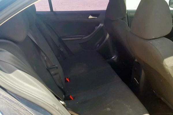 фото Volkswagen Jetta S