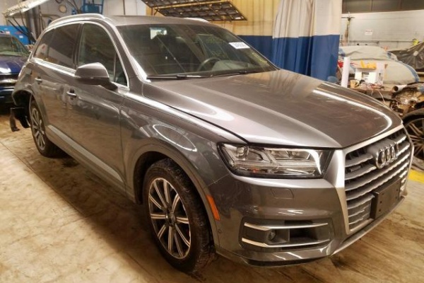 фото Audi Q7 PRESTIGE