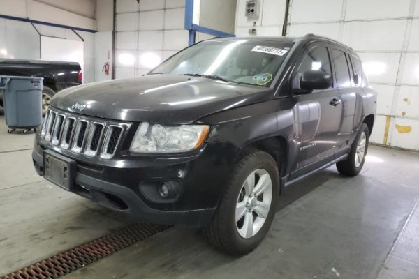фото Jeep Compass SPORT