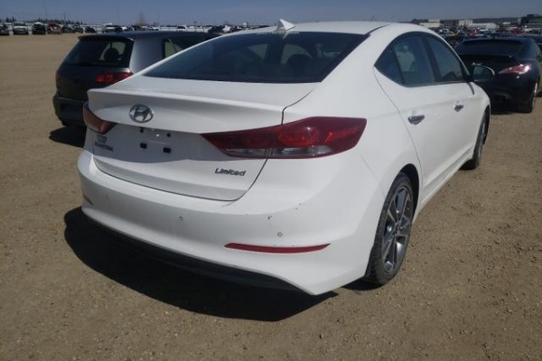 фото Hyundai Elantra SE