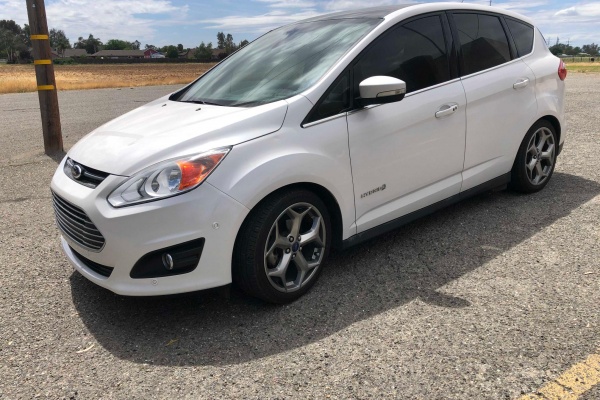 фото Ford C-MAX SEL