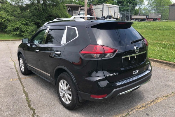 фото Nissan Rogue S