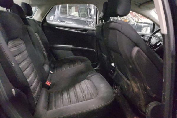 фото Ford Fusion SE