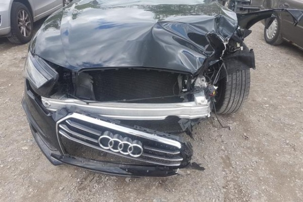 фото Audi A6 Premium PLUS